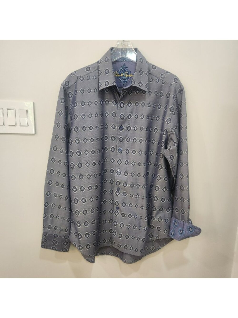 Vintage Robert Graham Shirt L Gray Geometric Medallion Ornate Paisley Flip Cuff